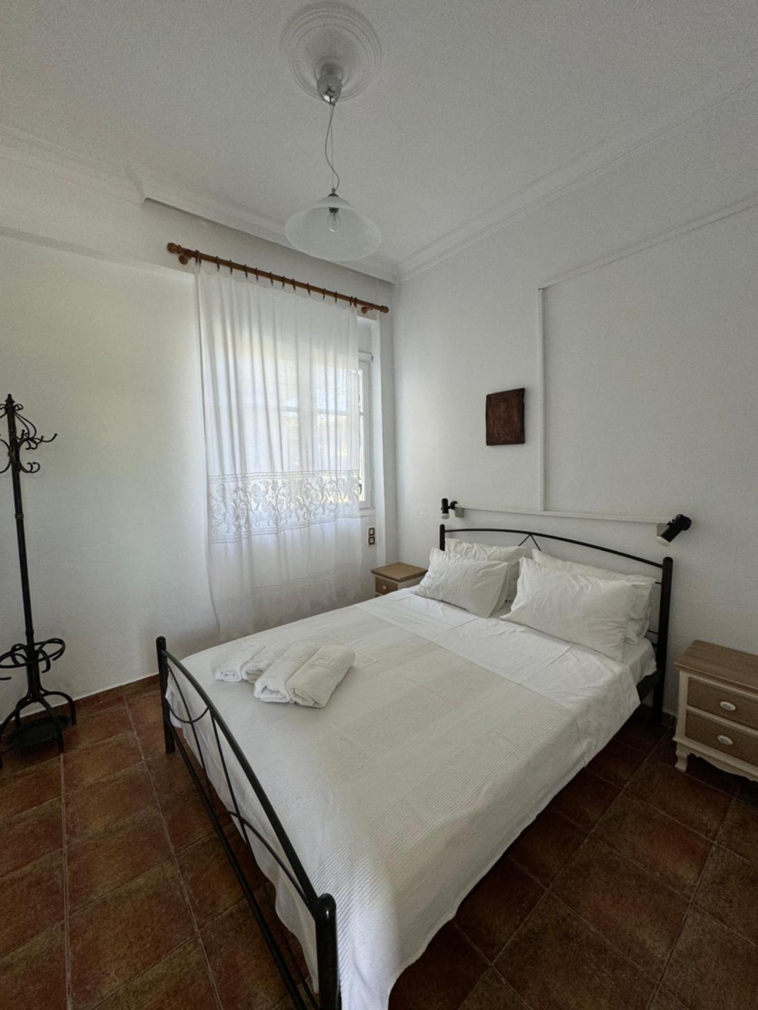 Anemomilos Studios Gerani  Buitenkant foto